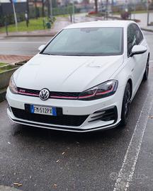 Volkswagen Golf GTI Performance 2.0 245 CV TSI DSG