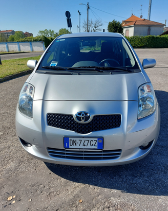 Toyota Yaris 1300 anno 2008