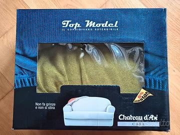 Copripoltrona Chateau d'Ax colore verde.