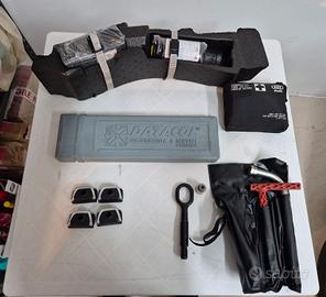 Set attrezzi Audi (compressore 12v, Kit ecc..)