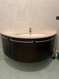 Mobile bagno sospeso con lavabo