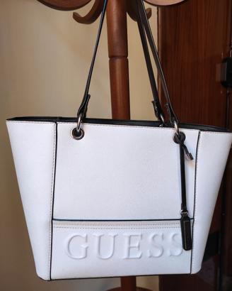 Borsa shopper Guess bianca, profili e manici neri 