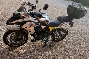 BENELLI TRK 502X