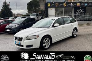 Volvo V50 D2 R-design GARANZIA
