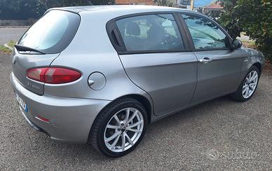 Alfa Romeo 147 1.6 105CV Benzina Anno 2006