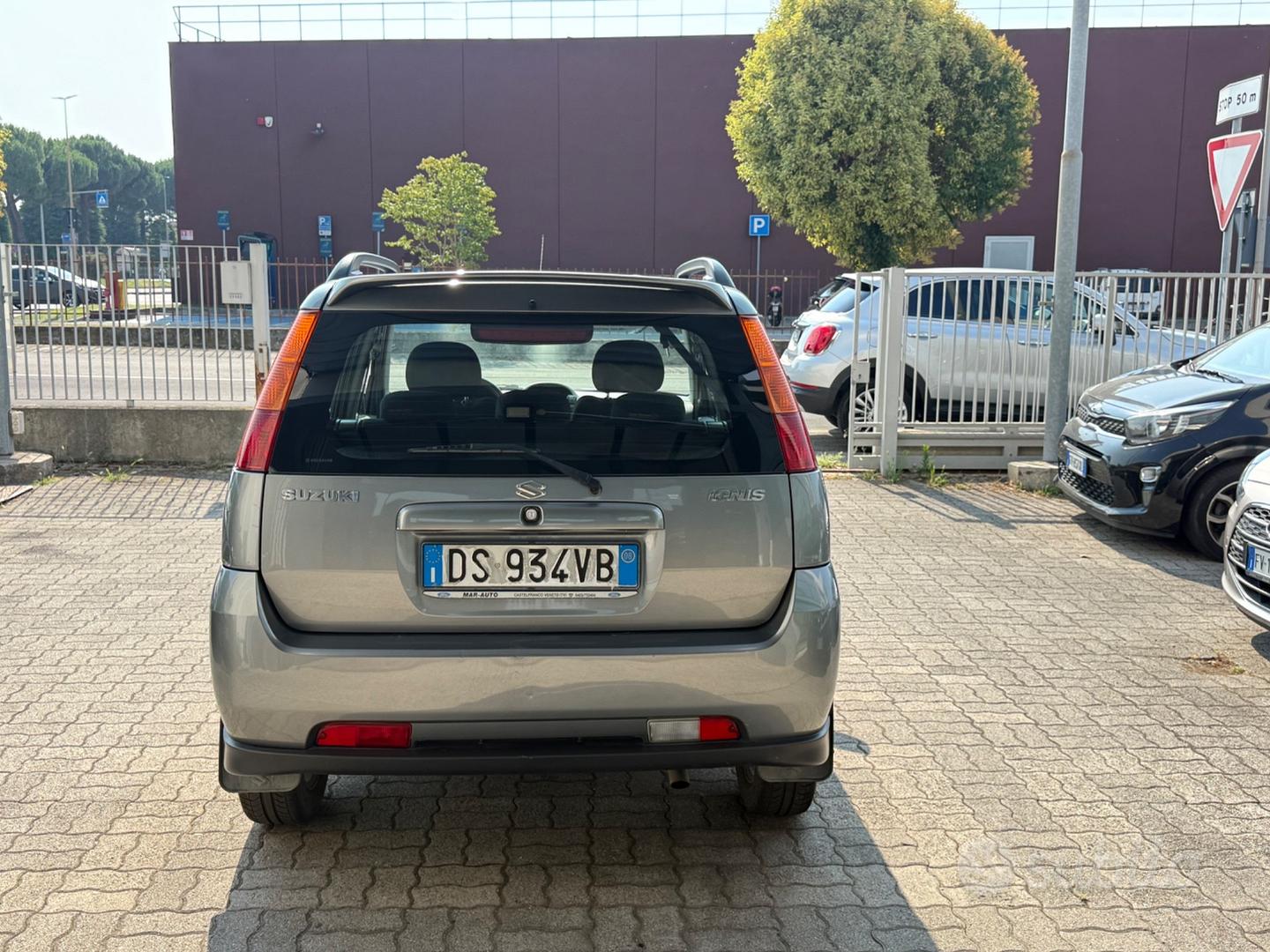 Suzuki Ignis 2008 photo 3