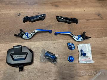 Kit leve +pedane +tappi serbatoio+coperchio