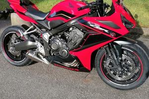 HONDA CBR 650 R