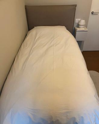 Letto singolo con materasso