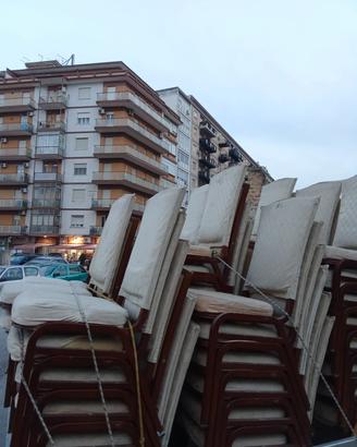 70 sedie con struttura in alluminio 