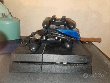 PlayStation 4 da 500Giga +4 Giochi +2 controller