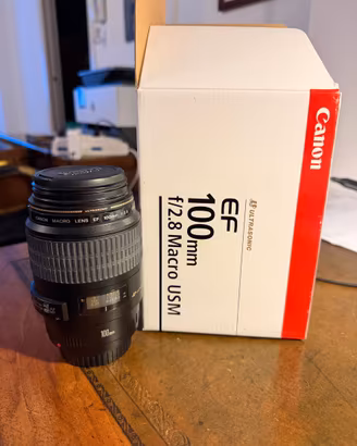 Canon EF 100 F2.8 Macro USM
