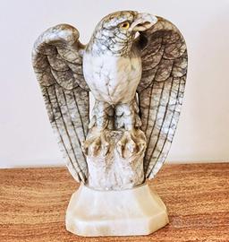 statua marmo aquila anni 20/30