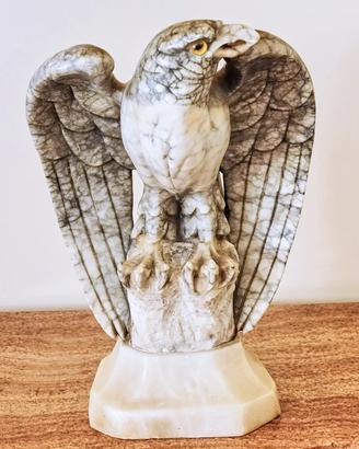 statua marmo aquila anni 20/30