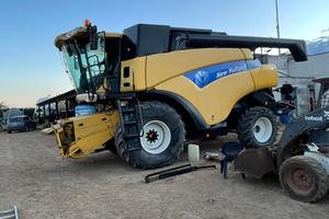 mietitrebbia new holland cr960 con barra grano 7 m