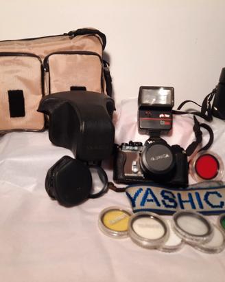 Macchina fotografica vintage YeshicaFx3