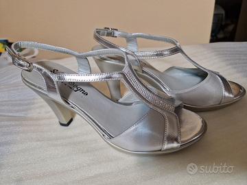 scarpe da donna eleganti colore argento  36