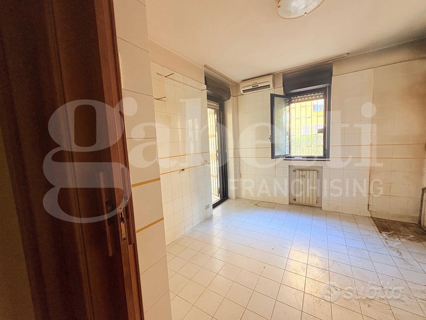 Apartment in Bari, Japigia, Municipio 1 - Altro