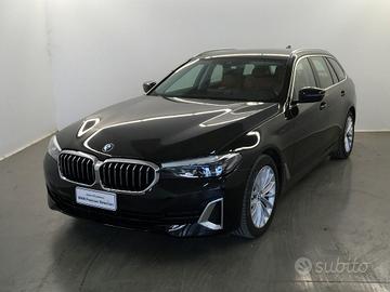 BMW Serie 5 520d Touring mhev 48V xdrive Luxury au