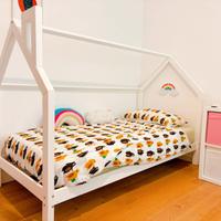 Letto stile scandinavo con materasso