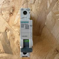 Stock Interruttori unipolari Siemens 10 16 20 32 A