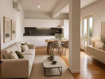 ATTICO TRILOCALE RISTRUTTURATO-BALCONE E TERRAZZO