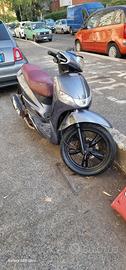 Peugeot Tweet 125