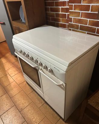 cucina a gas con forno 