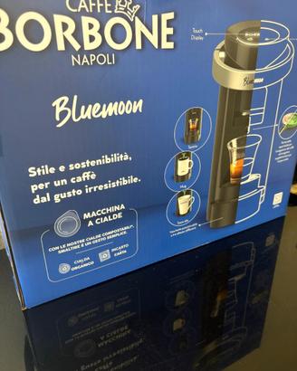 Macchina del caffè nuova