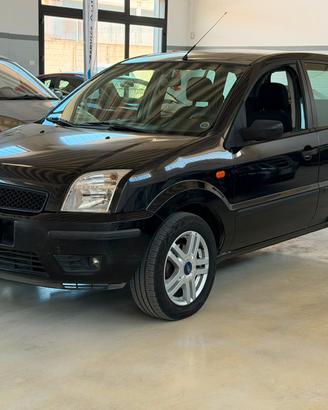 Ford Fusion 1.4 TDCi 5p. Collection 70cv