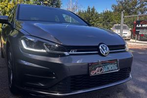 Volkswagen Golf R-Line 1.6 TDI 115CV DSG 5p. Busin