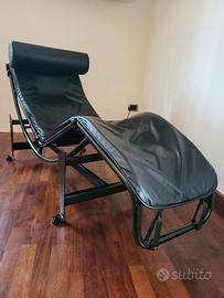 CHAISE LONGUE LE CORBUSIER
