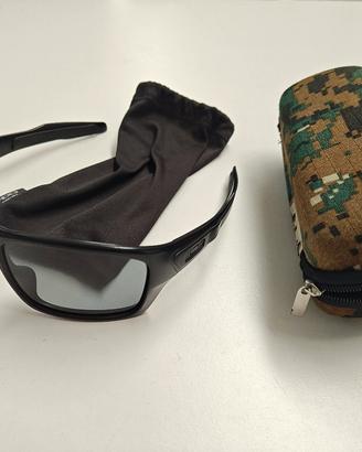 Oakley turbine polarizzati