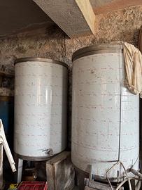 Due serbatoi inox 1000 litri