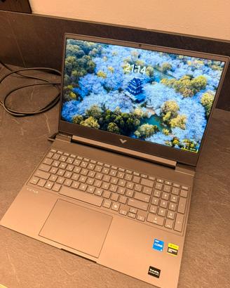 HP Victus 15 | RTX 5050 | 16gb DDR5 | 144hz