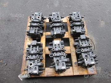 DISTRIBUTORE KOMATSU