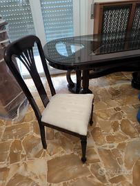 vetrina,tavolo,6 sedie