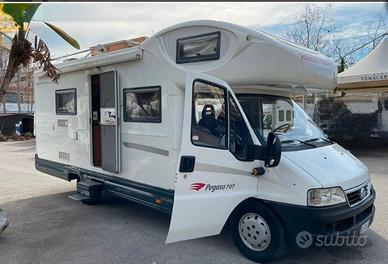 Camper Roller team