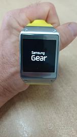 Samsung gear v700