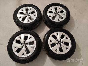 Gomme auto invernali Continental 205/60 R 16H XL e