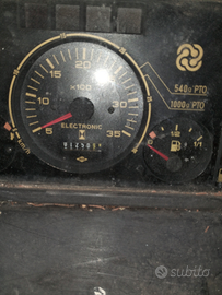 Trattore lamborghini cv40 + aratro nuovo