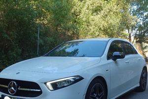 Mercedes Classe A 180 d Premium AMG Night Edition