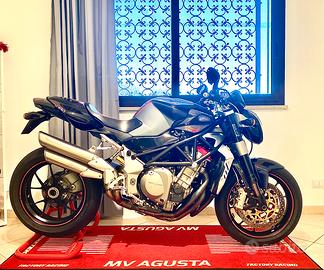 MV Agusta Brutale 910r “Starfighter”