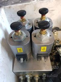 Blocco idraulico con Elettrovalvole HydraForce SV1