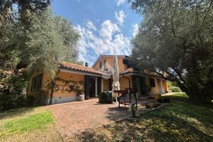 VILLA SINGOLA A CASTELNUOVO DI PORTO