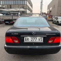 MERCEDES E200 KOMPRESOR ASI STORIC 92.000KM