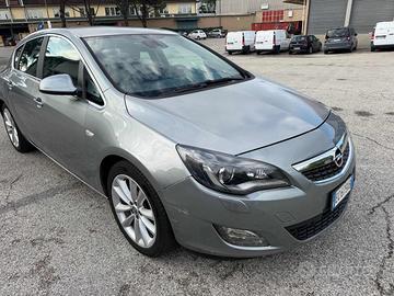 OPEL Astra 1.4 Turbo 140CV 5p Cosmo BENZINA/GPL