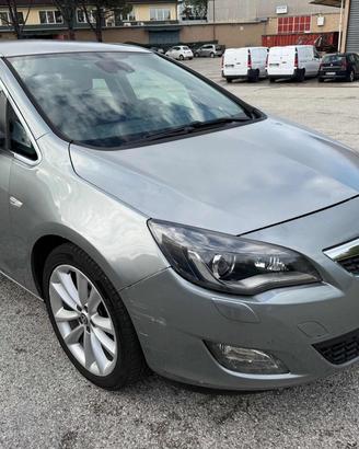OPEL Astra 1.4 Turbo 140CV 5p Cosmo BENZINA/GPL