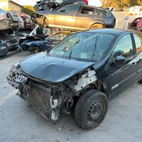 Ricambi Renault Clio 1.2 b/gpl 74cv del 2010