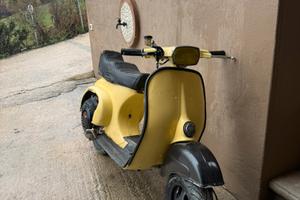 Vespa 50
